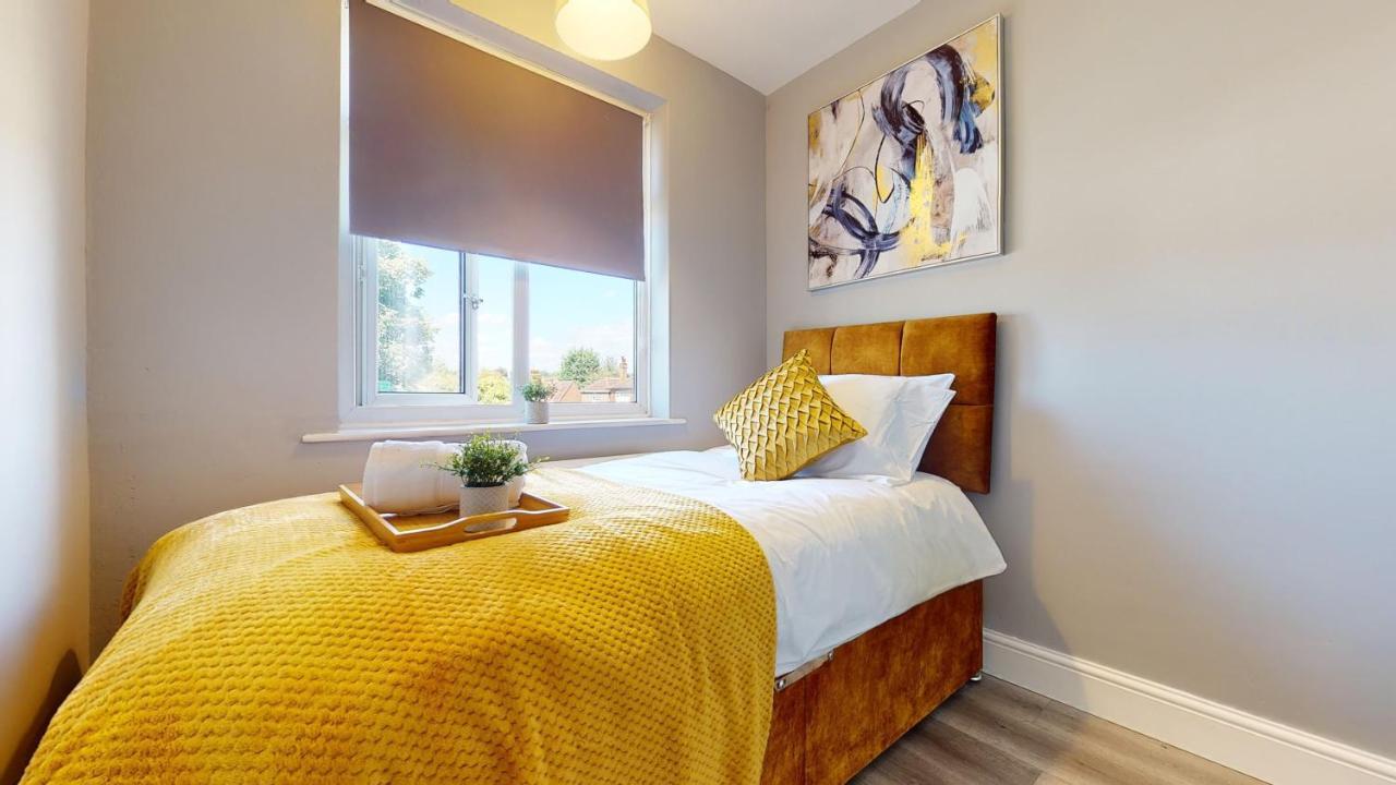 Valley Road- 3 Bedrooms Sleeps 5, Free Parking & Wifi - Close To City Centre, University & Hospital Nottingham Exterior foto